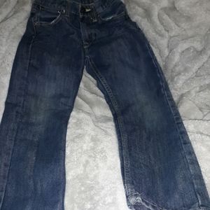 Kids Medium Wash Jeans Sz.7 EUC